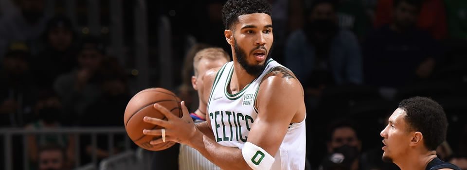 Liderado por Tatum e Brown, Celtics domina fim de jogo, elimina o